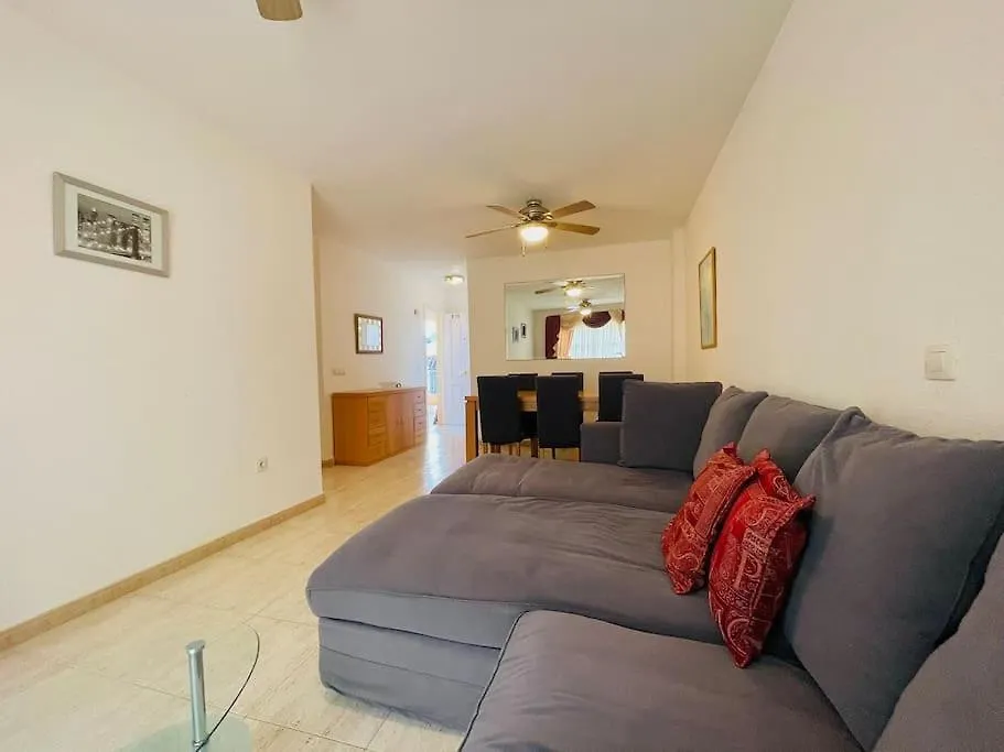 Family Apartment 3Br,Communal Pool, Kids Park カジャオ・サルバヘ